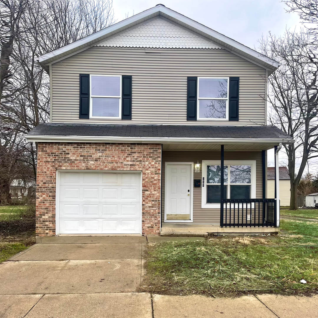 For Rent: 4-bedroom 2-bathroom single family home! Available February