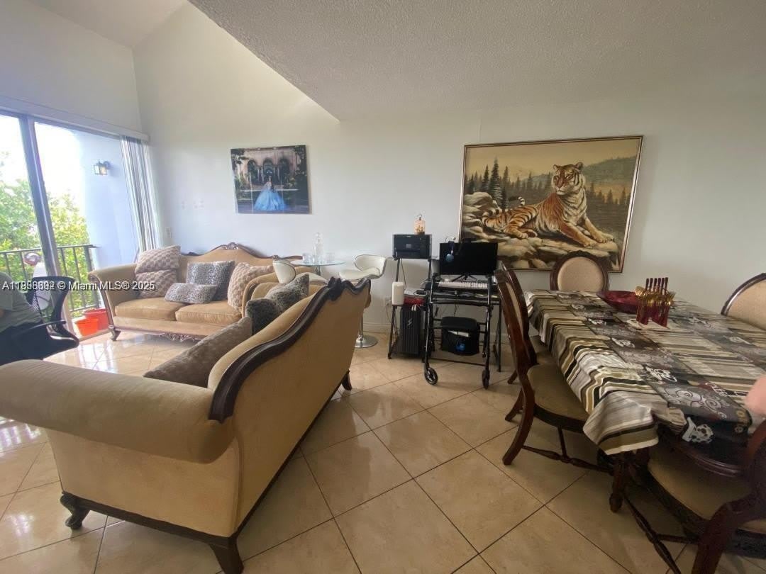 310 E Fontainebleau Blvd