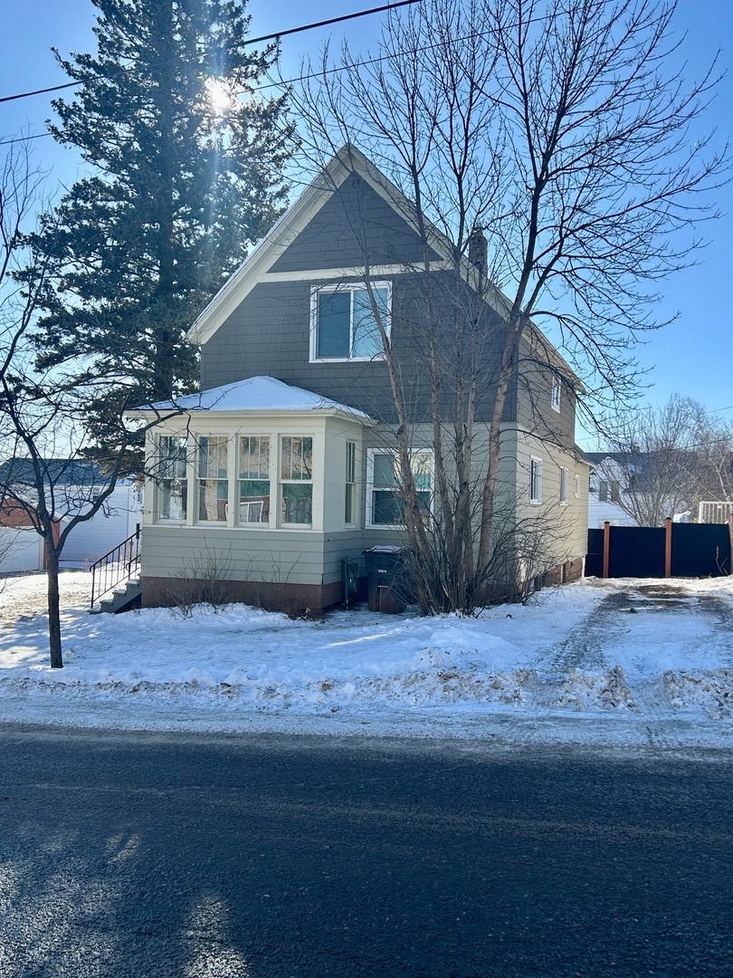 AVAILABLE JUNE - 5 Bed, 2 Bath Newly Renovated Home