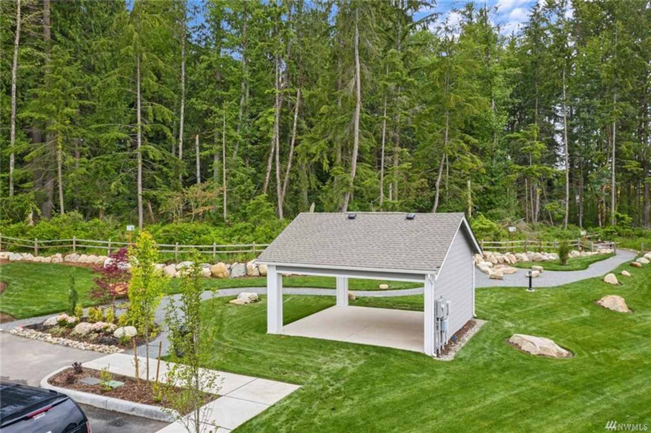 Lake Stevens 2 Bedroom 2.5 Bath | 2 Car Garage