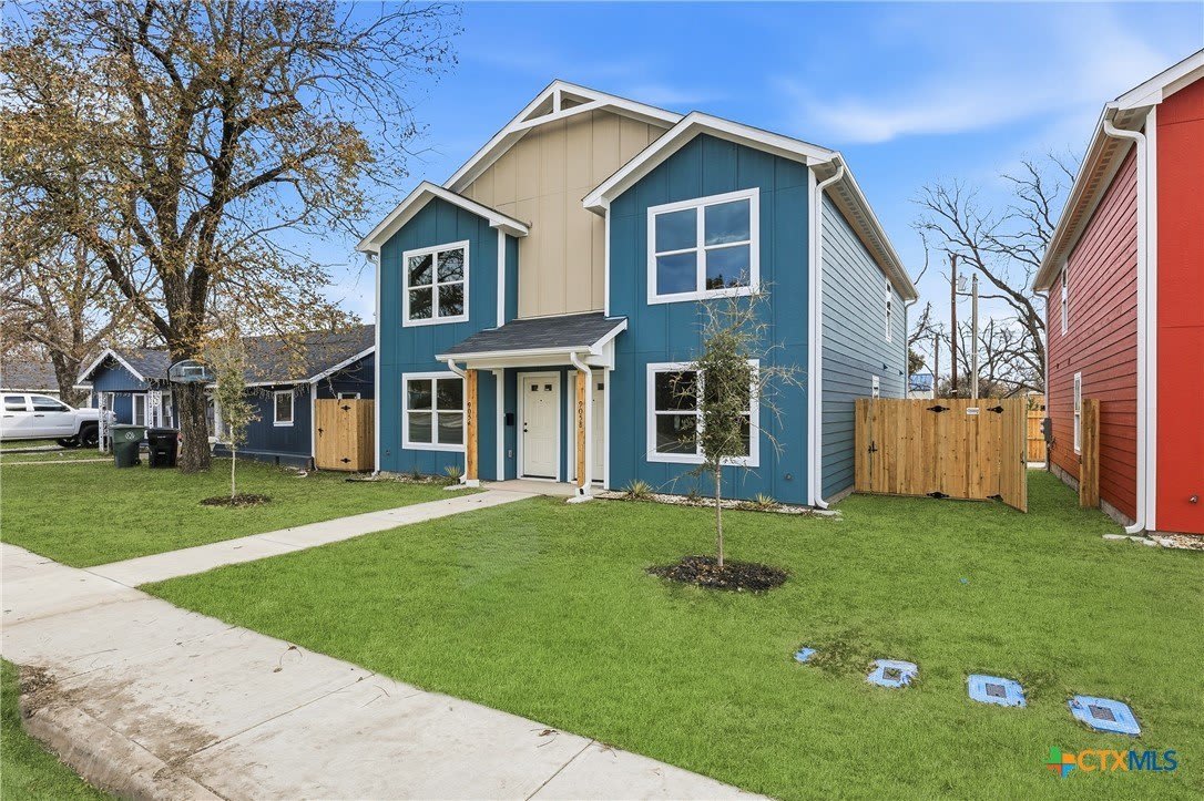 909 S Martin Luther King Jr Lane unit: A