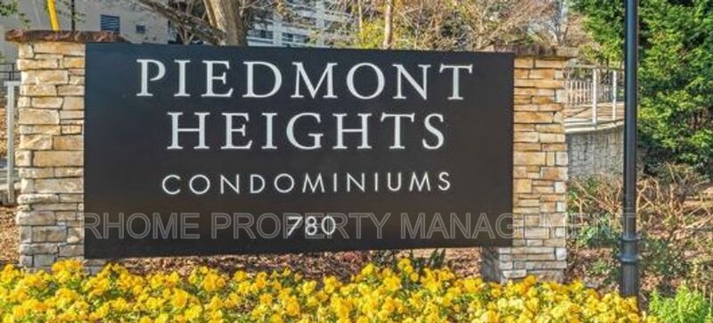 510 Summit North Drive NE