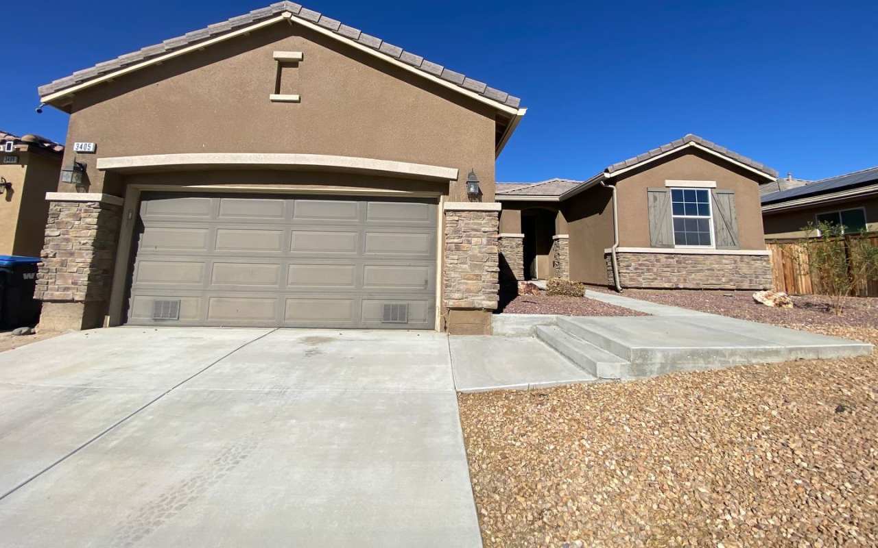 Rosamond 3+Office Available Now!