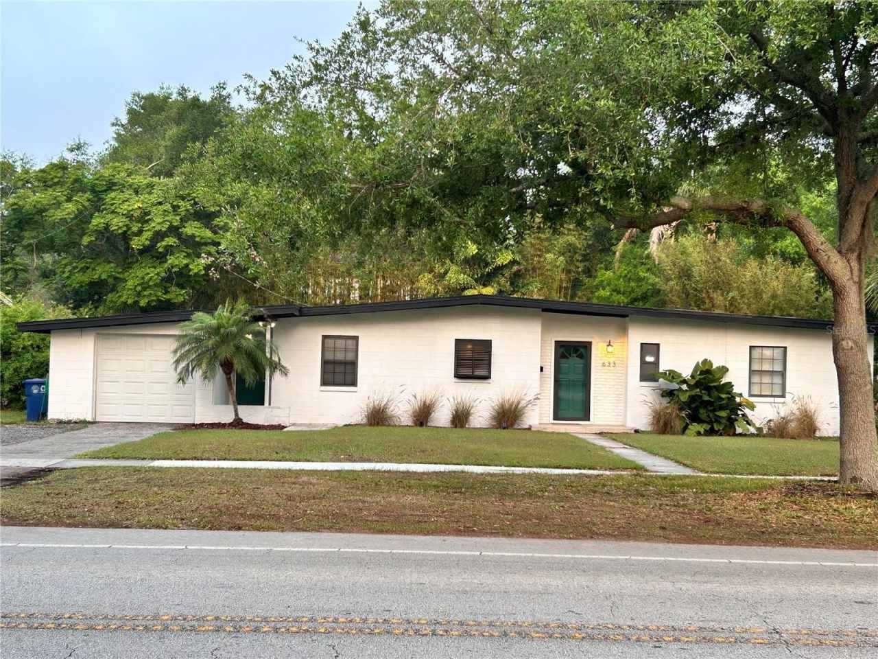 633 S LAKEMONT AVENUE