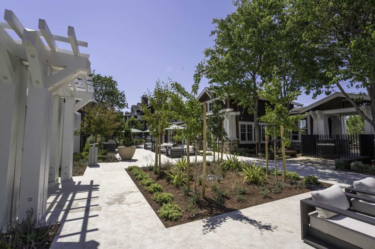 Pescadero Apartments