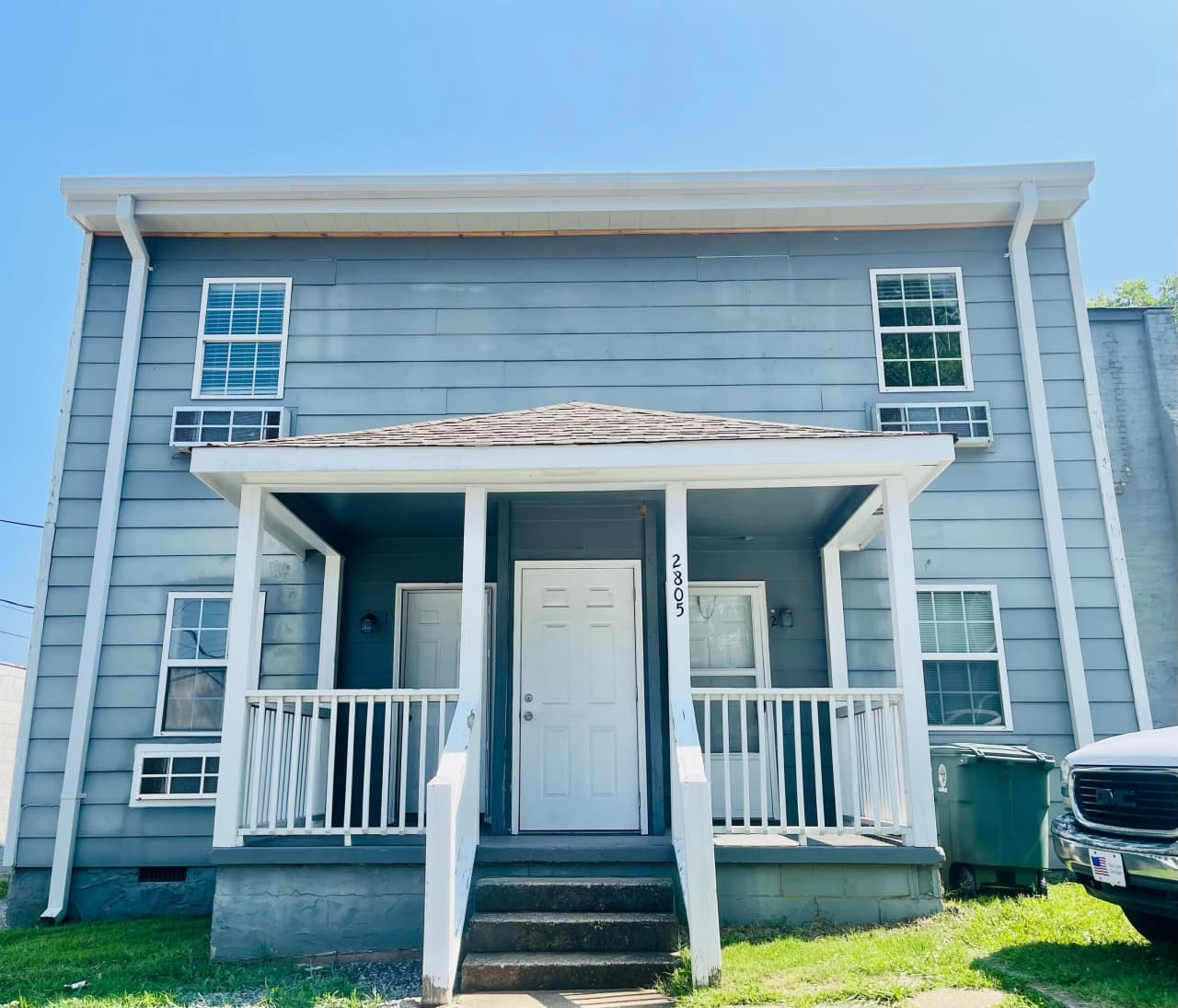 2805 East 37th Street - 7