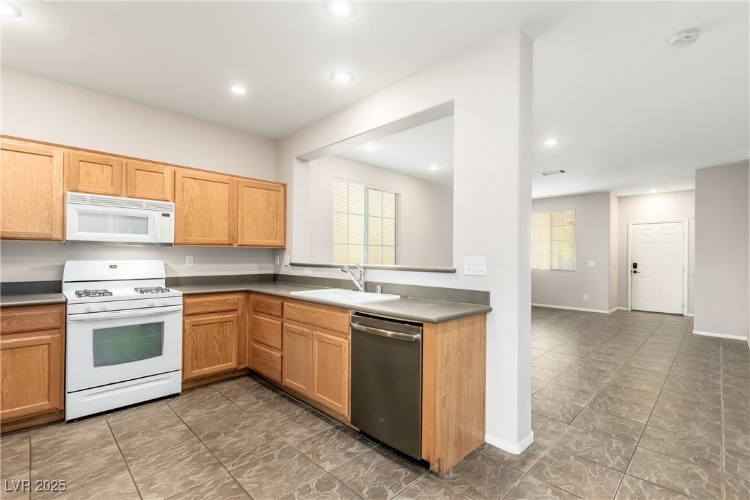 1274 Willow Village Avenue