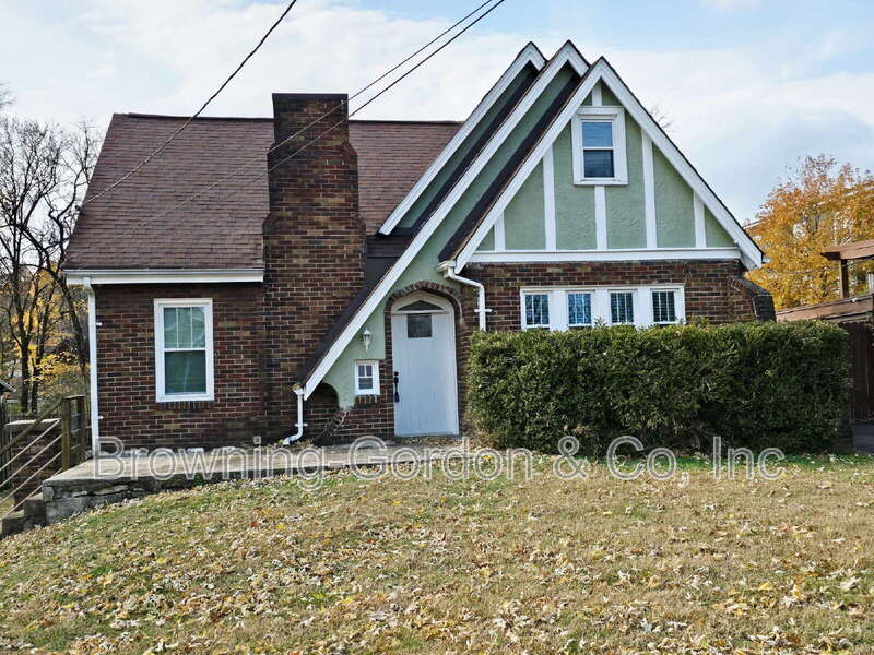 1504 Riverside Drive