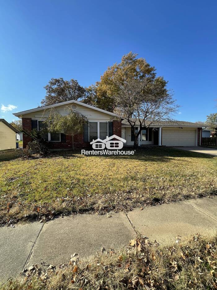 1225 Traverton Drive