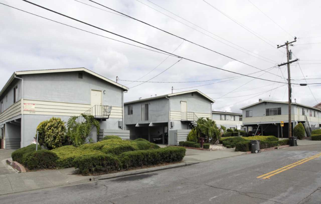 Introducing A Newly Renovated Apartment!