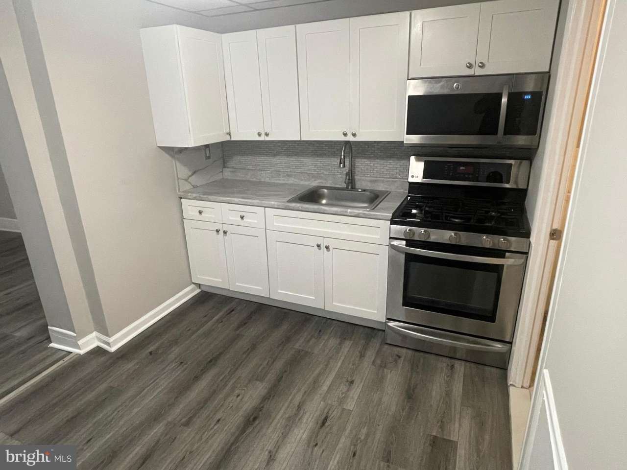 439 N SIMPSON Street unit: 2