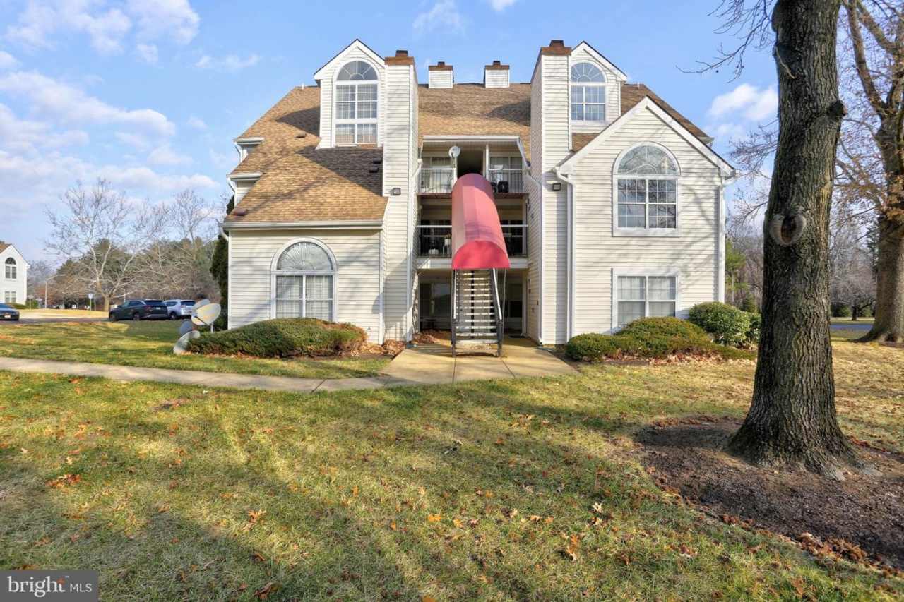 1st Floor Bowie Condo