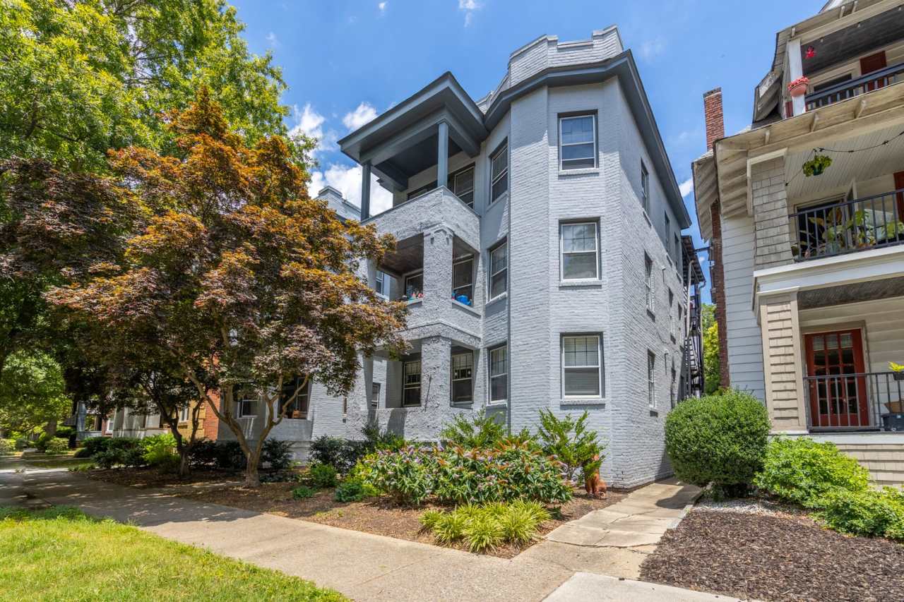 True Ghent Beauty 2/1 Move in Now