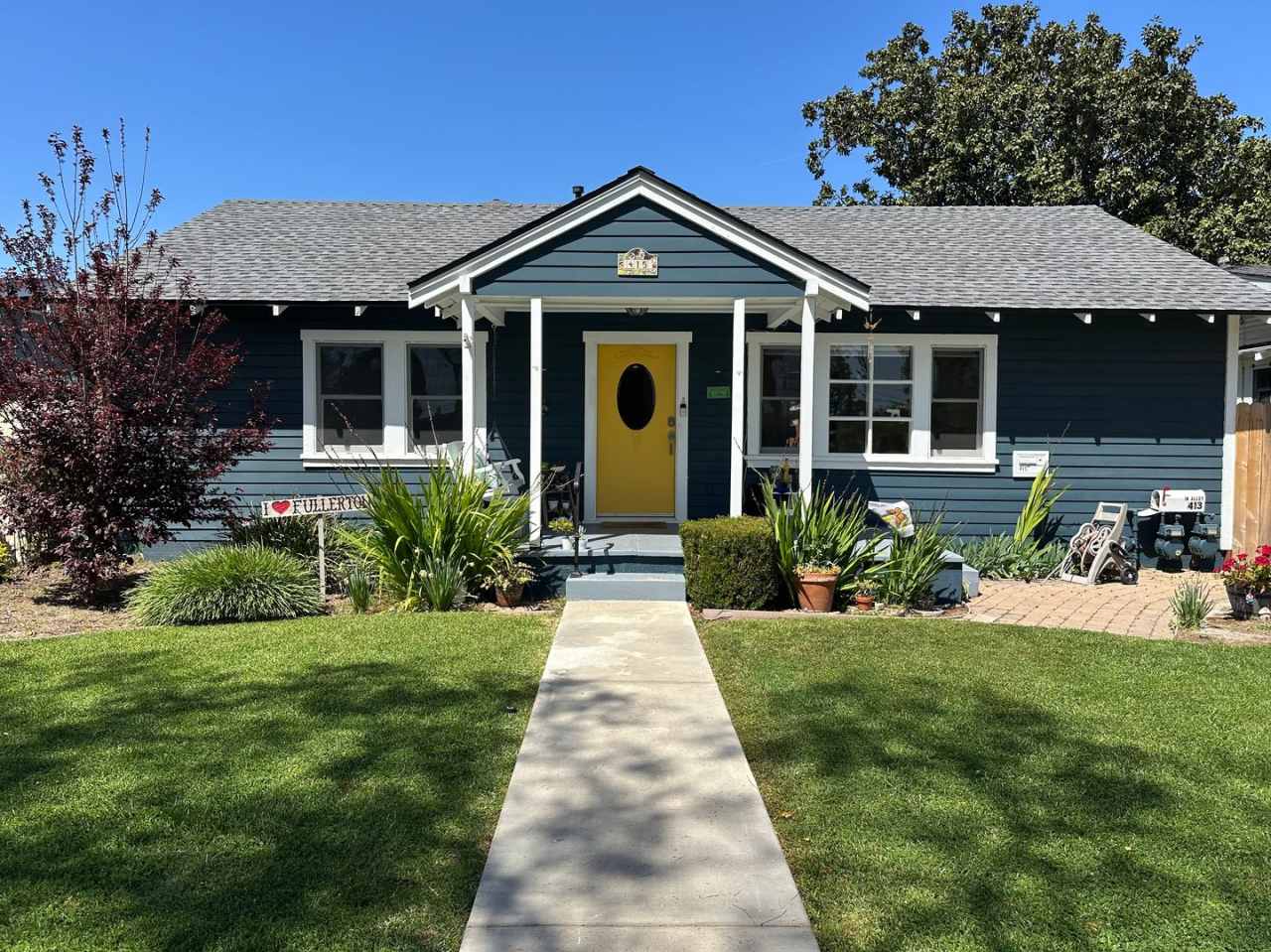 3 Bdrm/1.5 Bath Craftsman Home in Downtown Fullerton