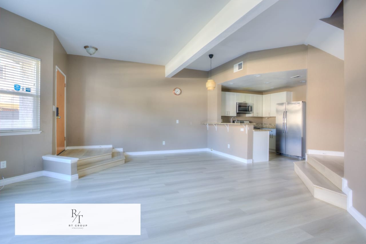 Phillips Ranch-Fully Updated 2-Bed, 2.5-Bath Home – Pomona Unified School District