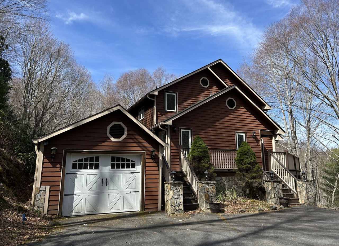 New Homestead: A Private, Tranquil, and Spacious Home