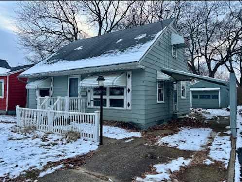 Three bedroom one bathroom home for rent