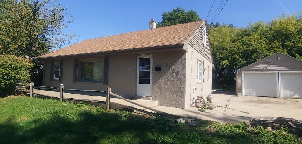 3122 South 95th Street