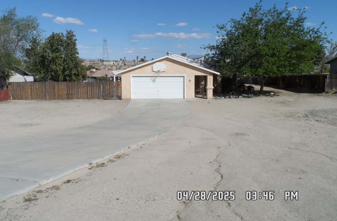 3 Bedrooms, 2 Bathroom, Large Fully Fenced Yard, Covered Patio, 2 Car Garage, Fire place, HVAC