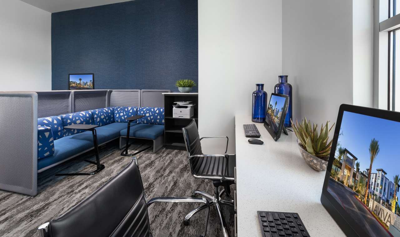 Aviva by Mark-Taylor