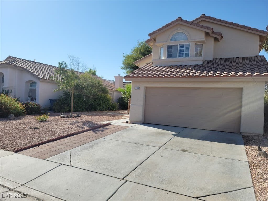 1085 Fan Coral Avenue