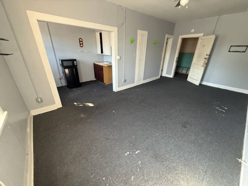 712 1/2 Brook Avenue