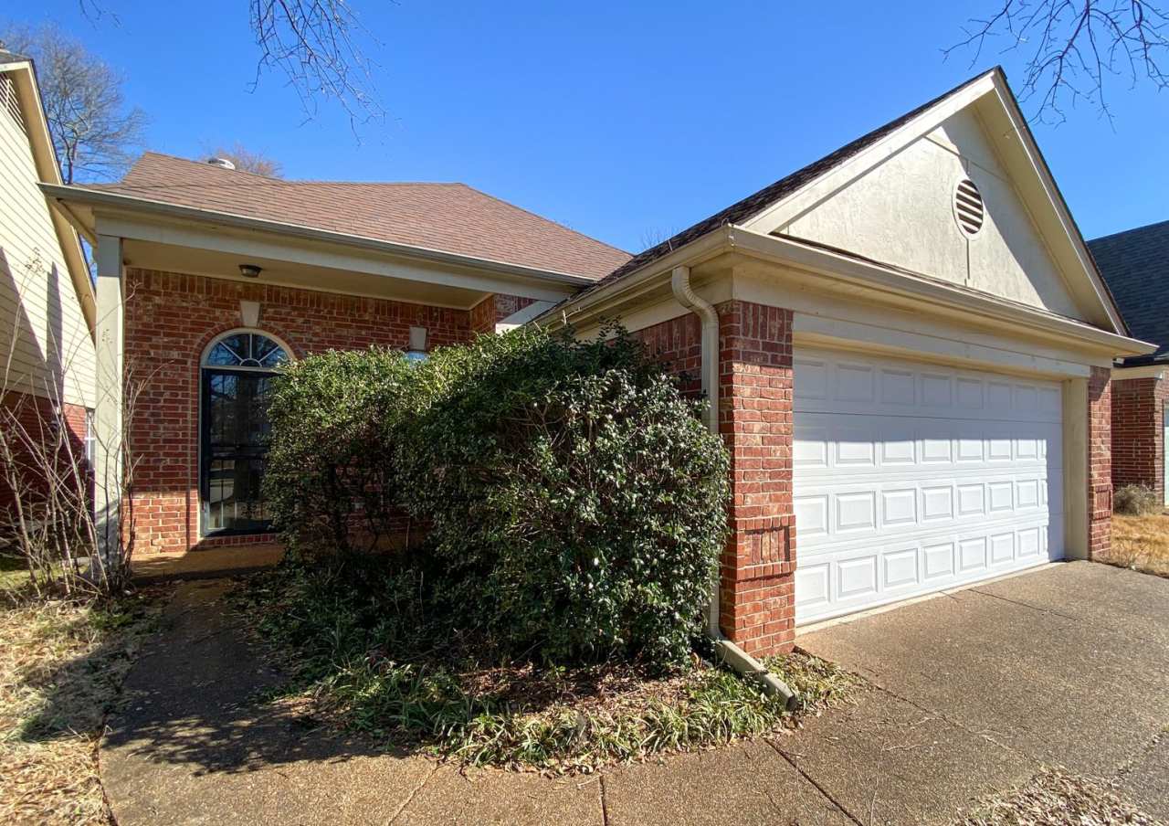 3 Bedroom, 2 Bathroom Near Berry Hill  Hwy 64