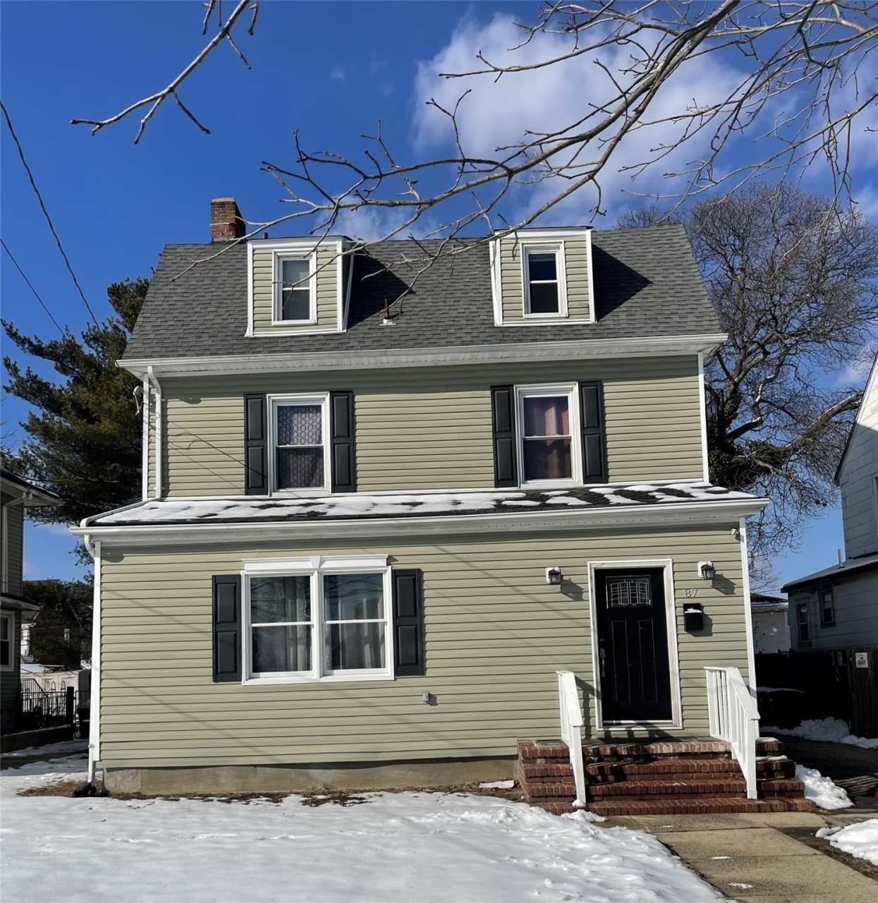 87 Cruikshank Avenue