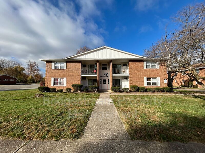 421, 441, 461 & 481 N Broadway Street - Trotwood Villas Model Unit