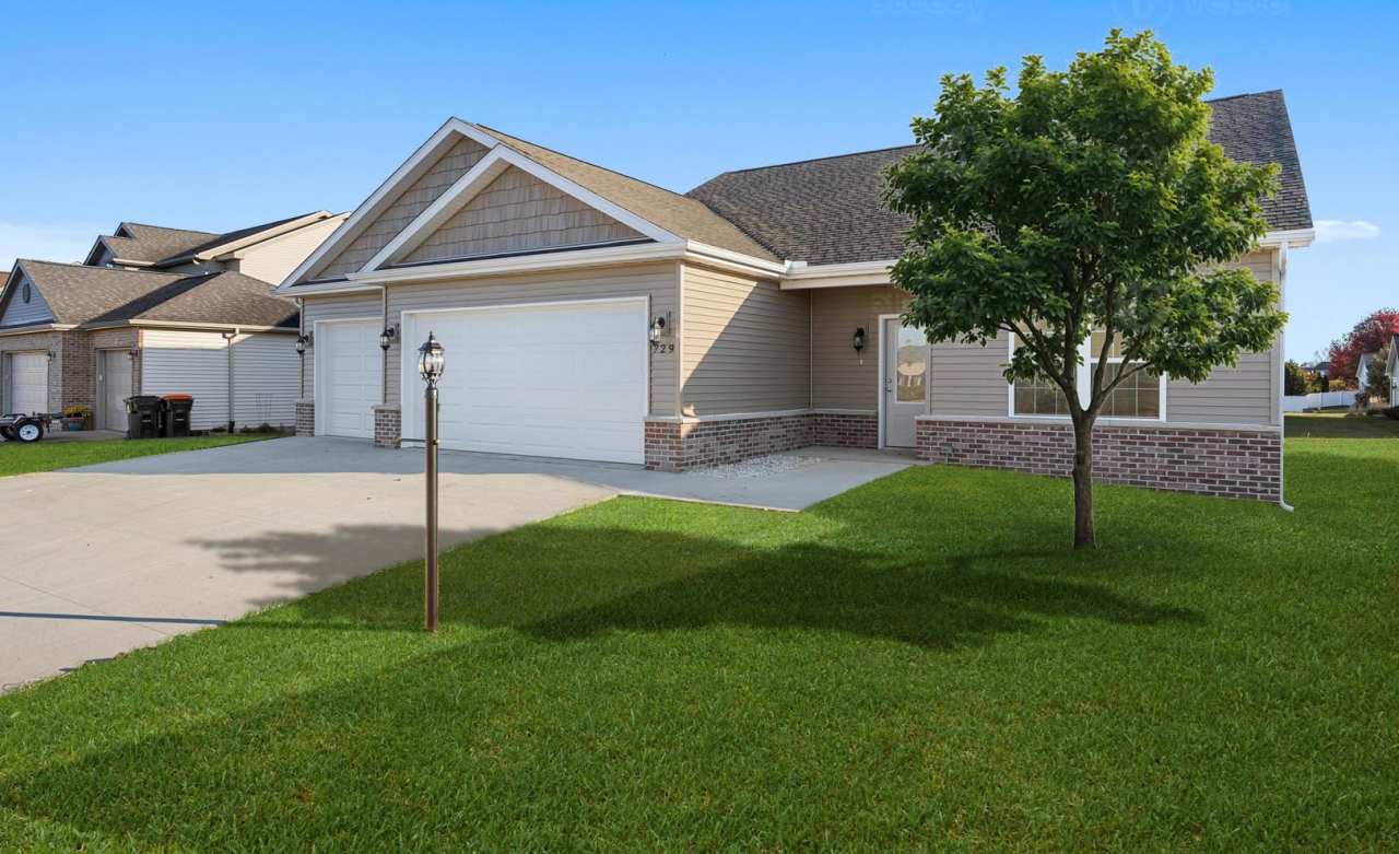 Brand New Construction Home for Rent – Washington, IL!