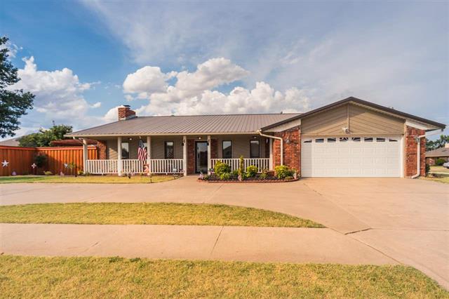 7215 Northwest Willow Creek Drive