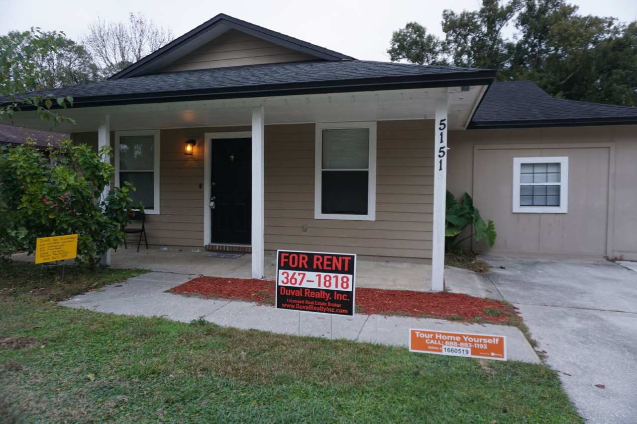 3 Bedroom 2 Bathroom with Bonus Room