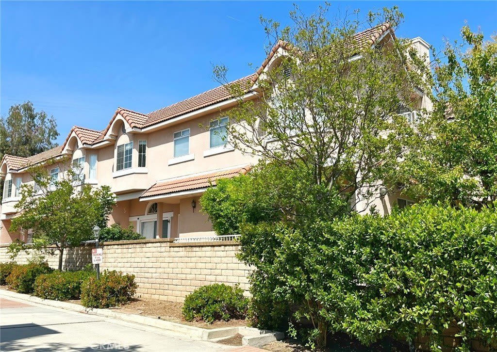 1141 Fairview Avenue