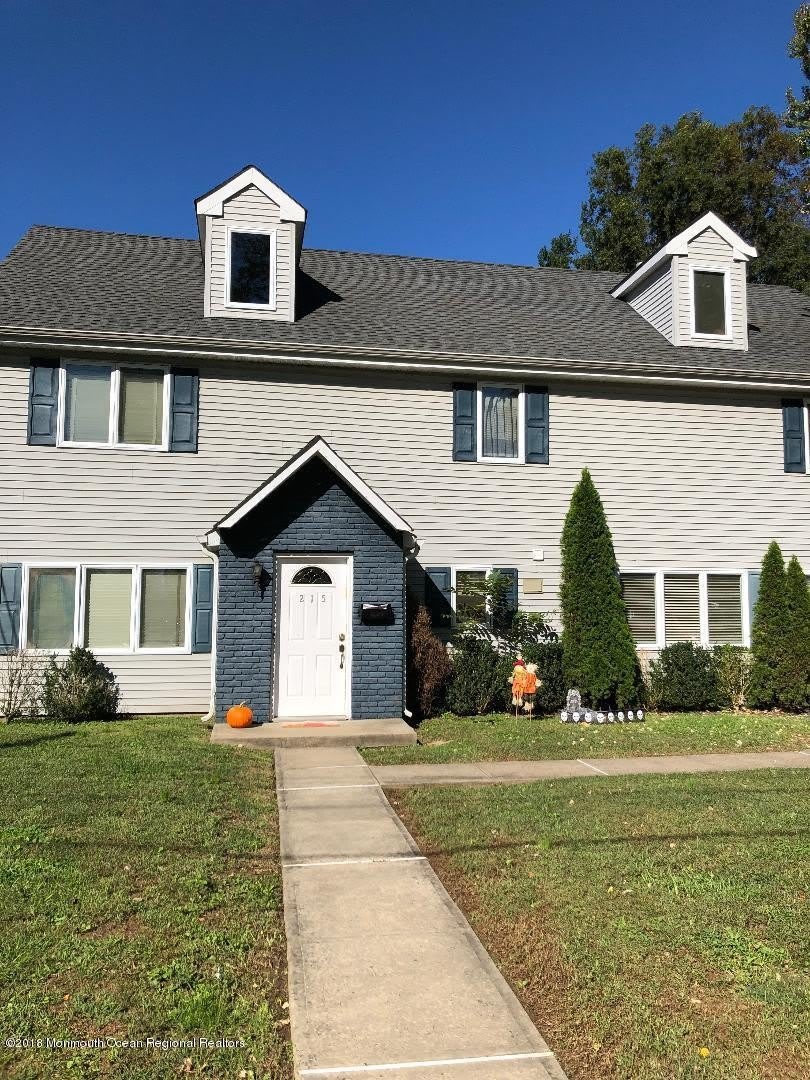 215 Castlewall Avenue