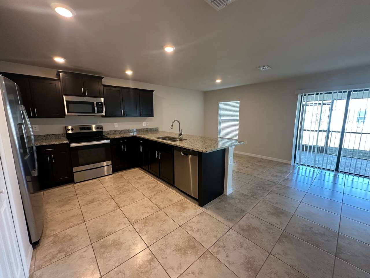 3 Bedrooms 2 Bathrooms NW Cape Coral Home - AVAILABLE NOW!