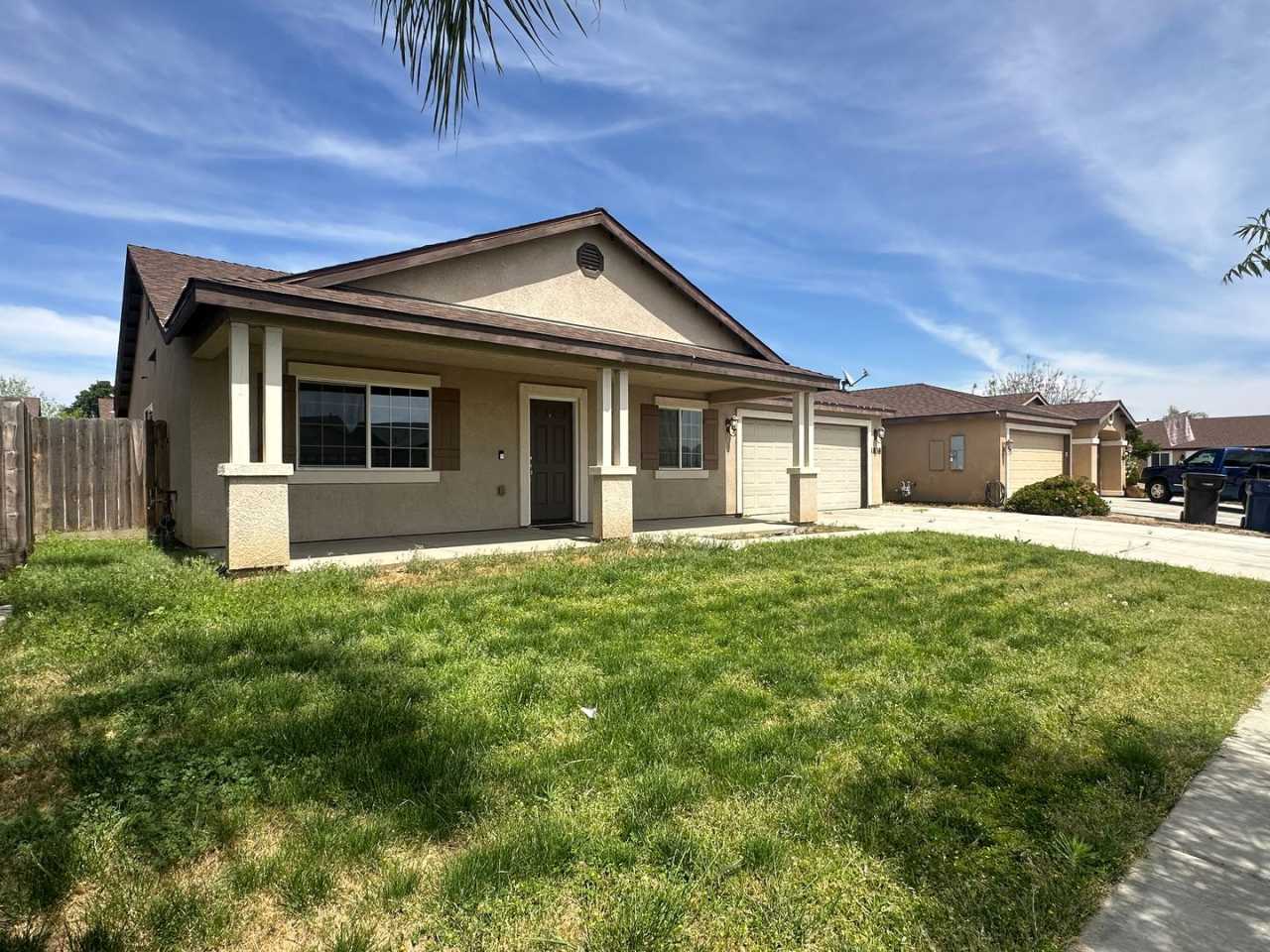 Tulare Home Available Now!