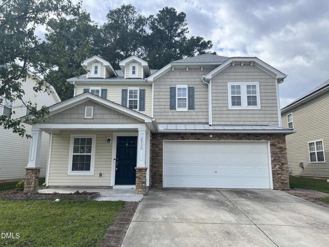 2920 Roundleaf Court