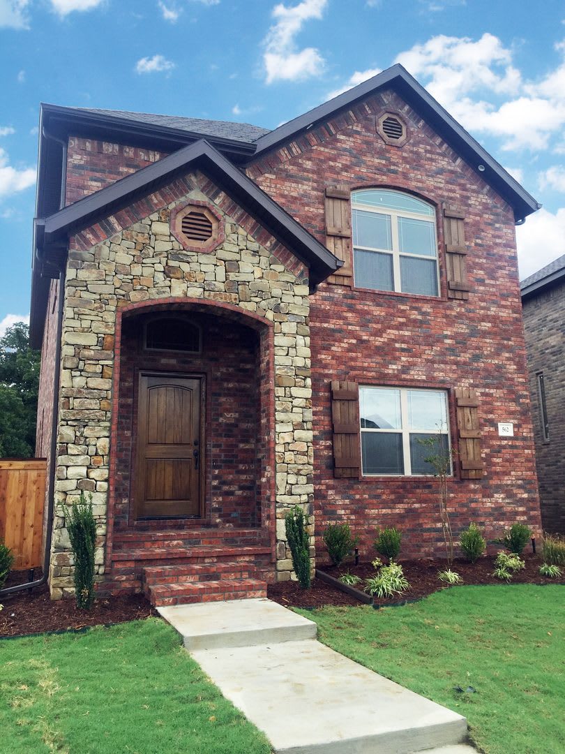 Stunning Fully Furnished Home in the Heart of Fayetteville!