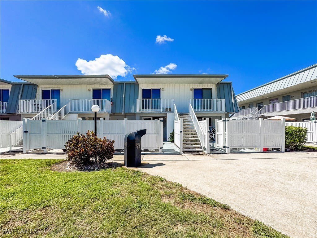 6777 Winkler Road unit: 150