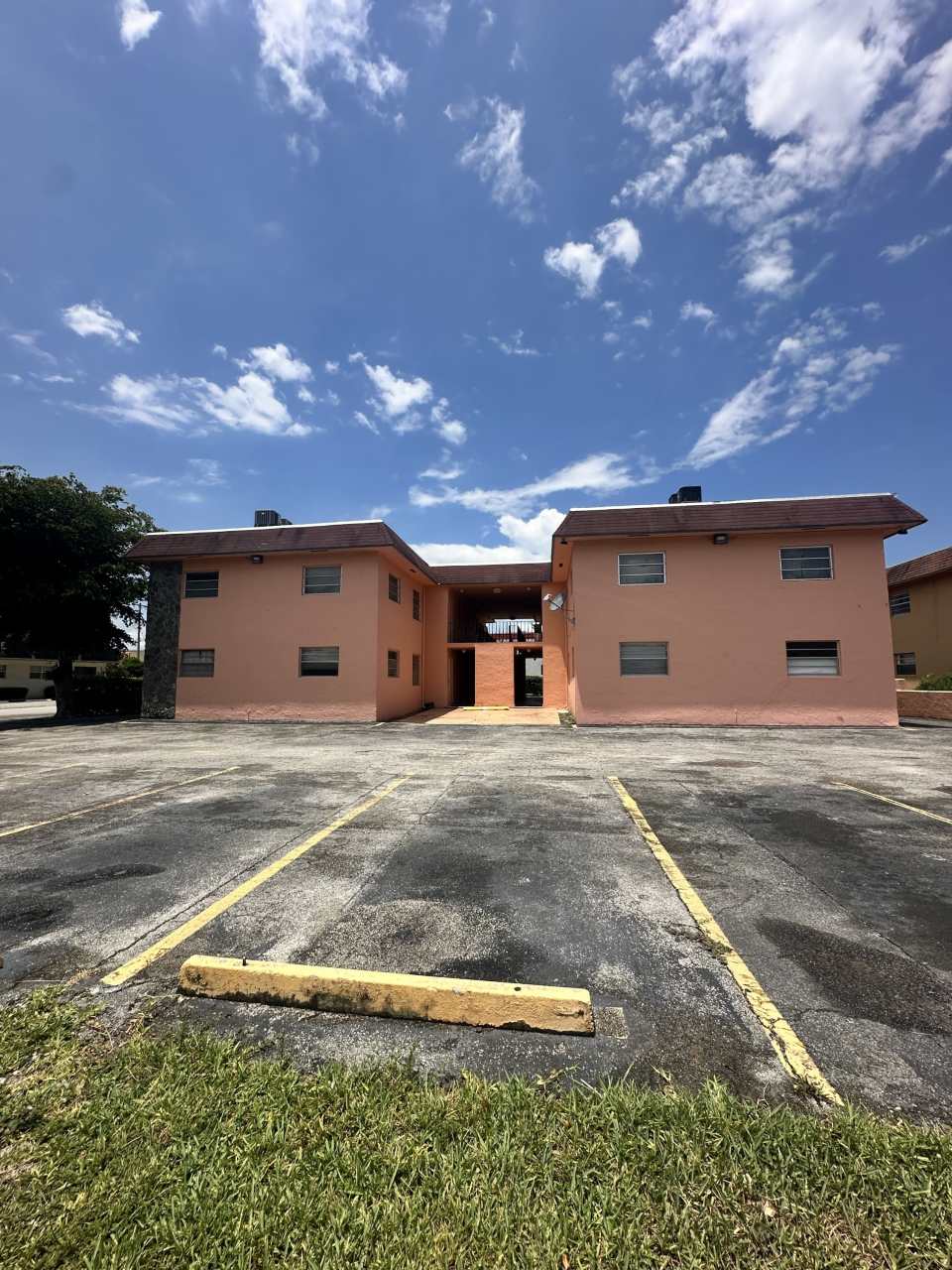 735 West 15th Street - 735-4