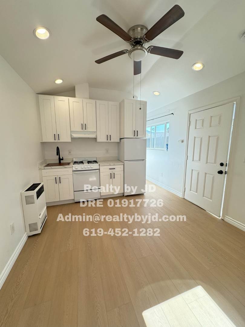 Newly Renovated Bungalow in the Heart of Bayho