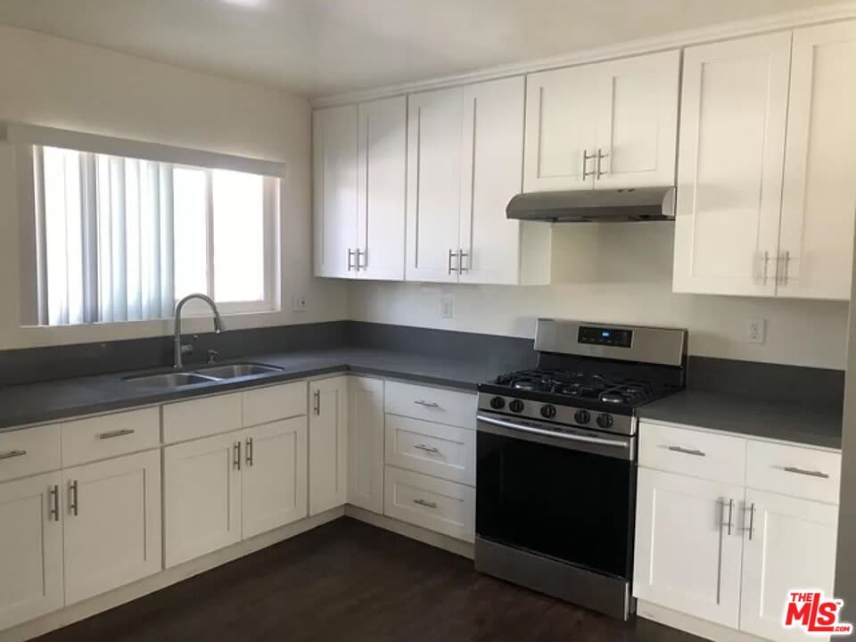 2530 Carmona Ave unit: 1