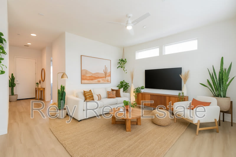 6041 East Valley Way BLDG 7