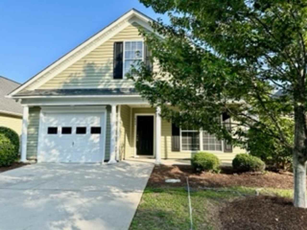 3 BEDROOM GARDEN HOME IN IRMO GATED COMMUNITY