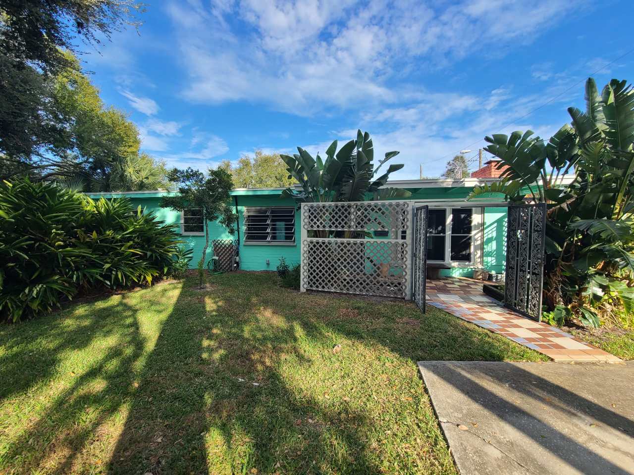 1703 John Anderson Dr