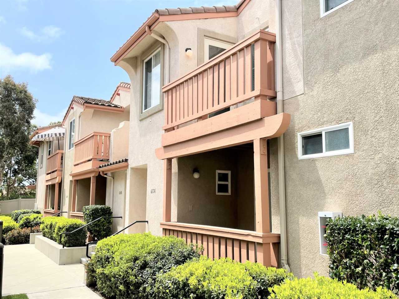 Beautiful Townhome in Rancho Carrillo!