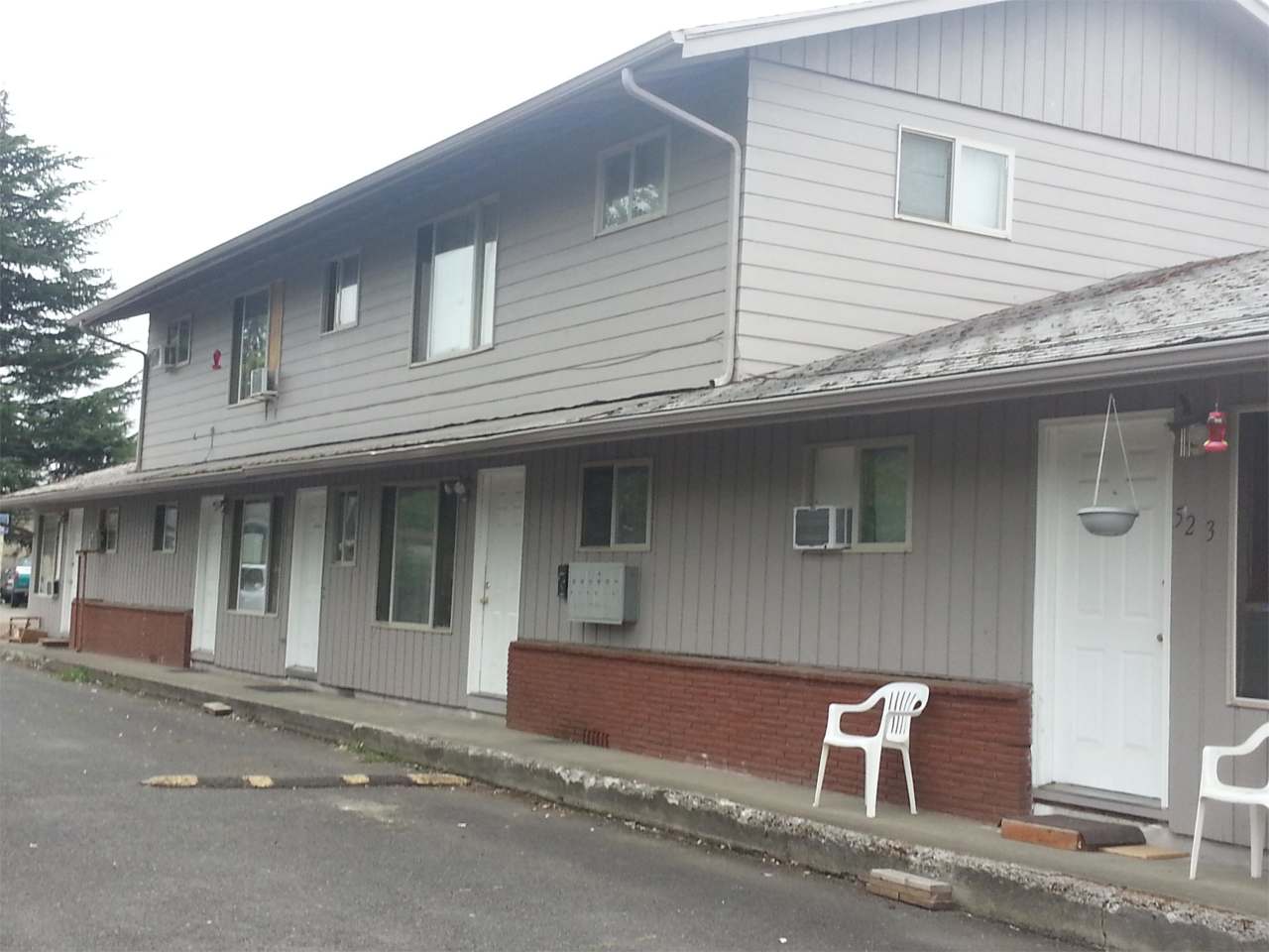 514 Bliler Avenue Northeast