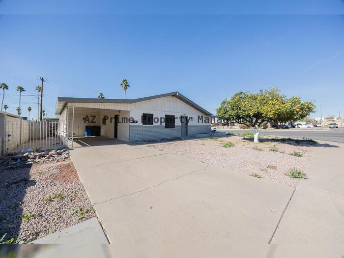 1108 North Wedgewood Drive