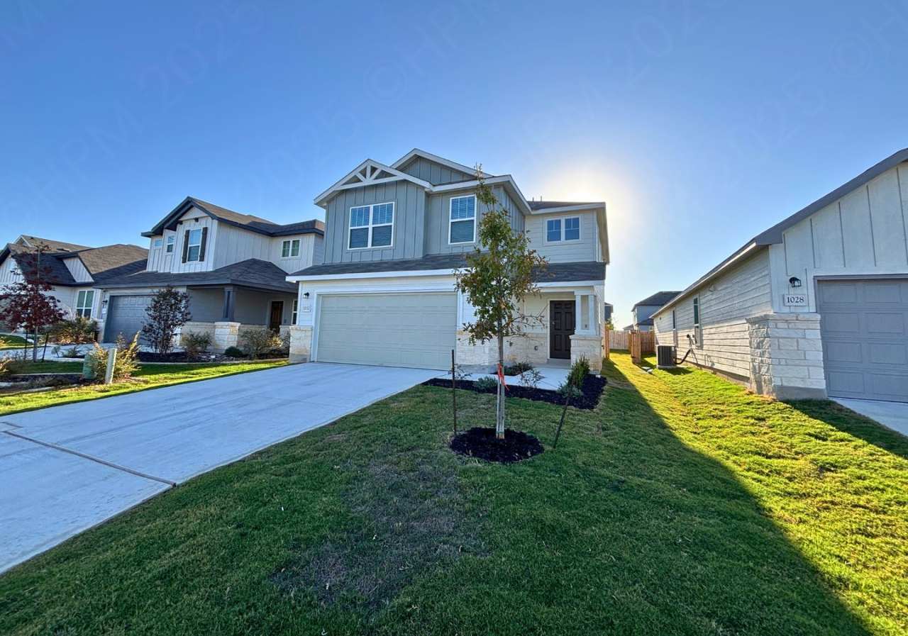 Brand New 4 Bedroom Home at 1032 Oriole Way in Marion