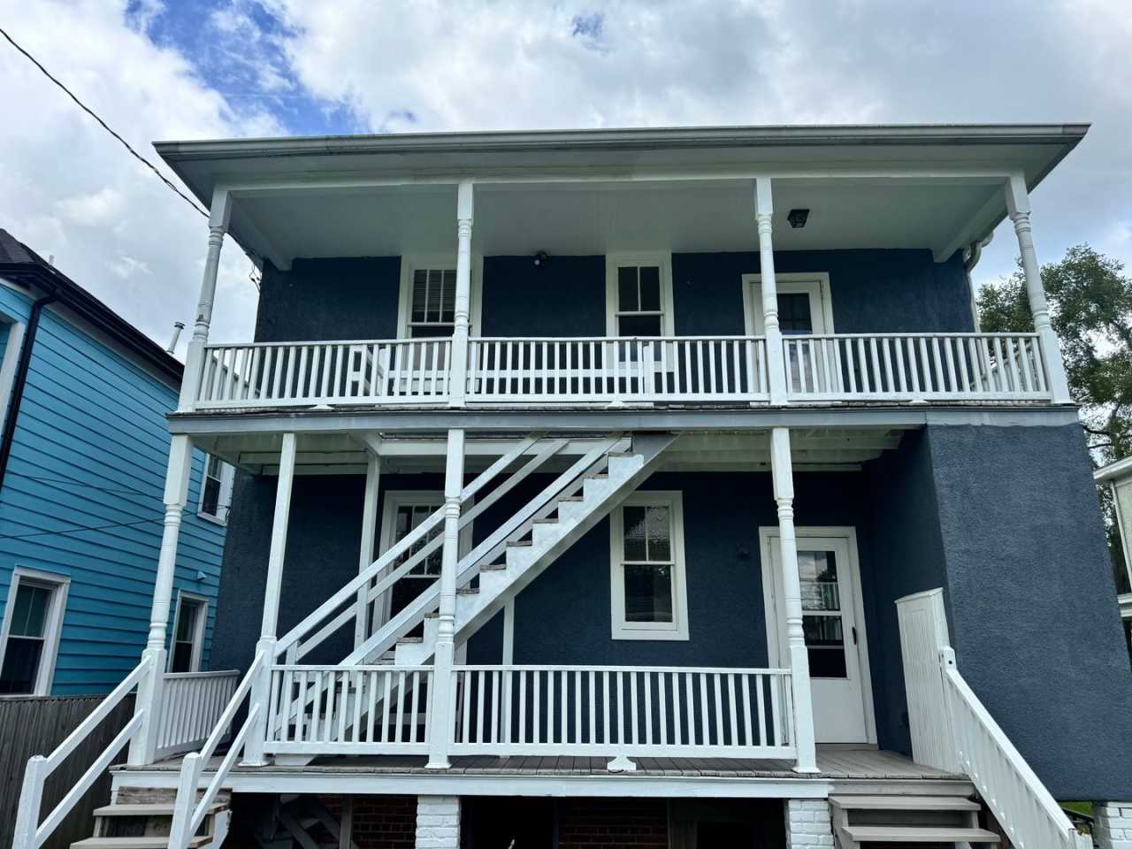 Renovated 2 bed 1 bath duplex Unit-Richmond-Northside